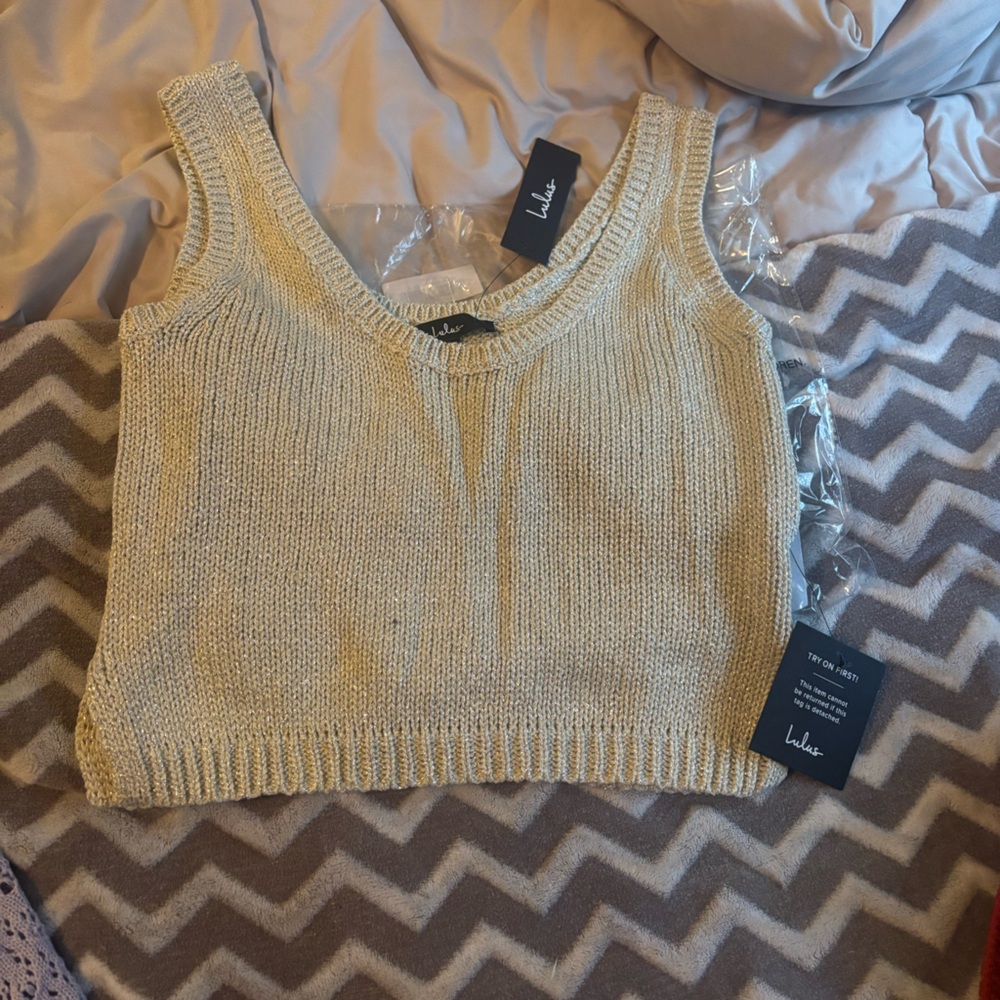 Lulu's Silver Knit V-Neck Sweater